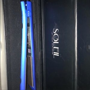 Soliel Hair straightener.